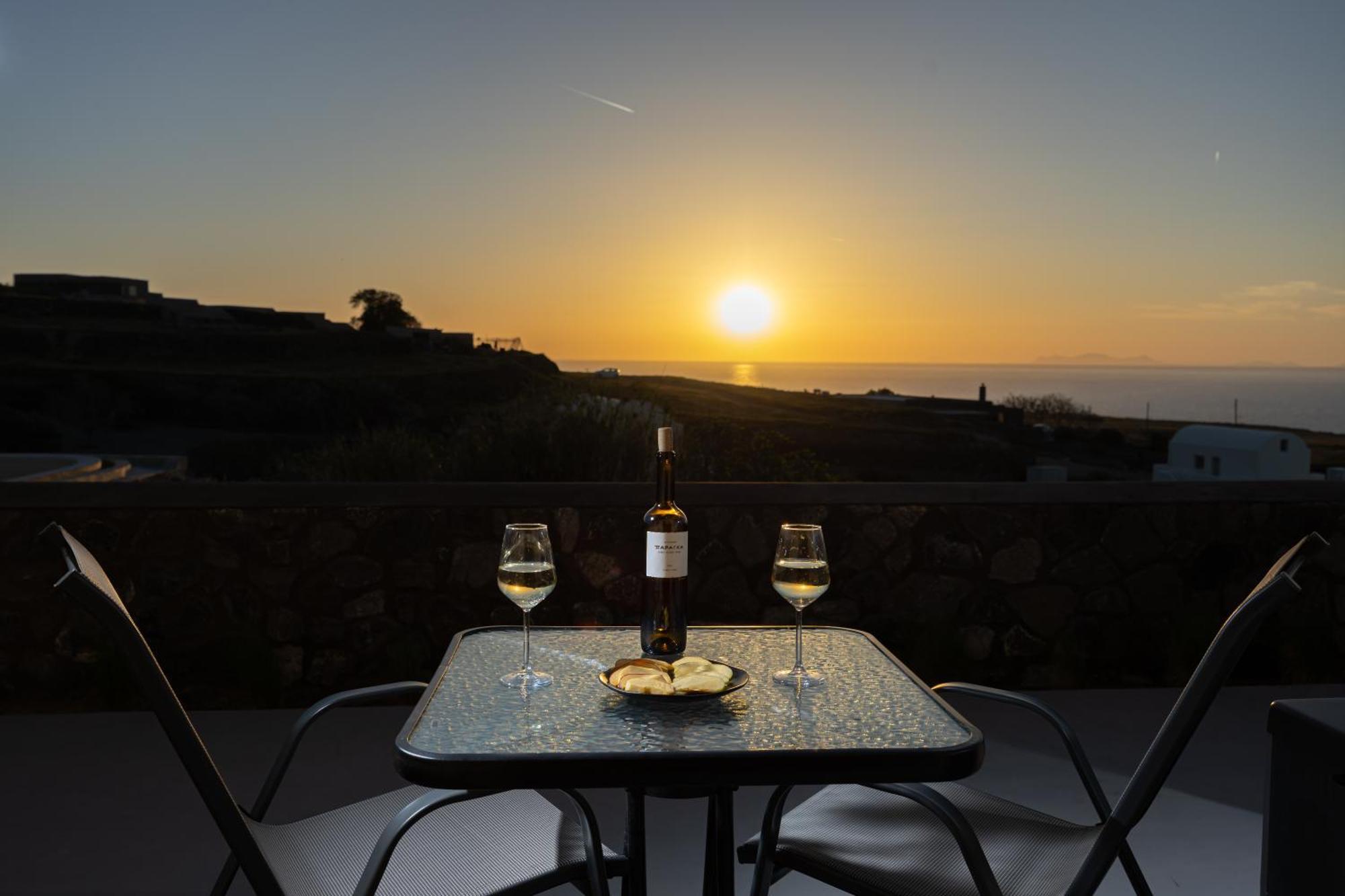 Nastram Suites Oia 外观 照片